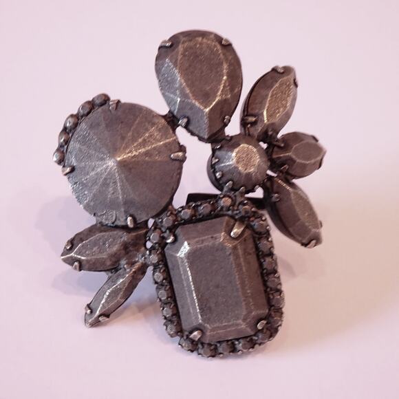 Joomi Lim Women's Brass Petal Pyramid Geo Oversized Statement Ring Sz 8 - Picture 3 of 8